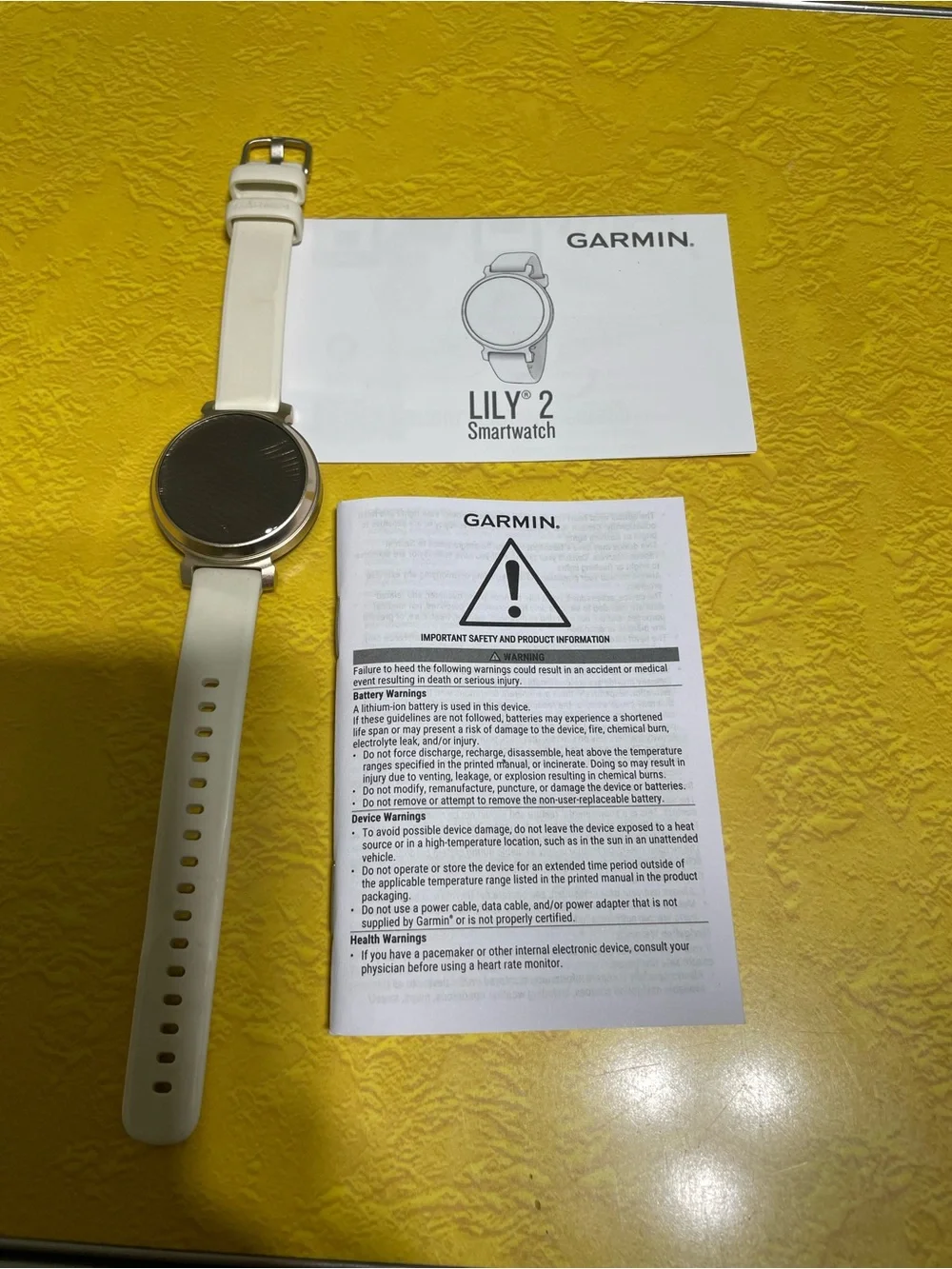Garmin Lily 2 Smartwatch - Cream and Gold Accent